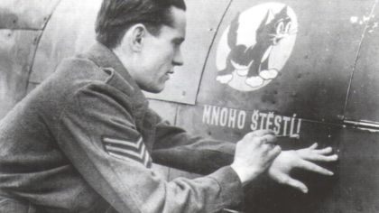 The RAF fighter pilot Karel Pavlík was born in Pilsen 105 years ago